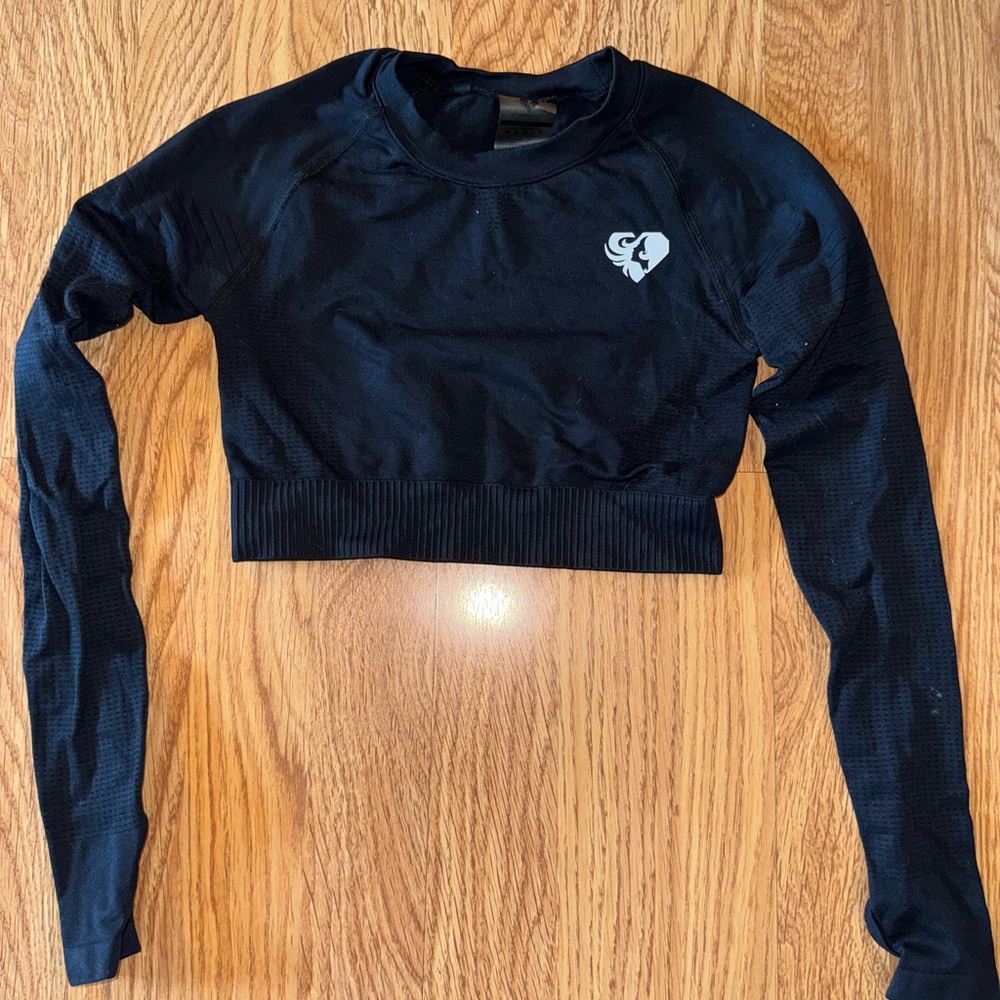 Women’s best Xsmall long sleeve crop top shirt